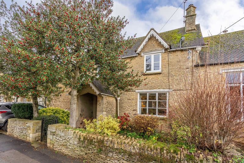 3 Bedroom Cottage To Rent In The Street, Shipton Moyne, Tetbury, GL8