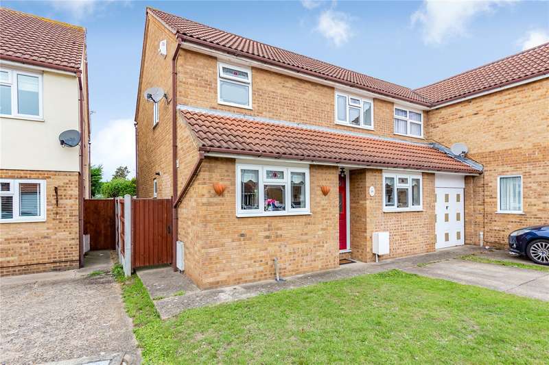 3 Bedroom SemiDetached House For Sale In Calmore Close, Hornchurch, RM12