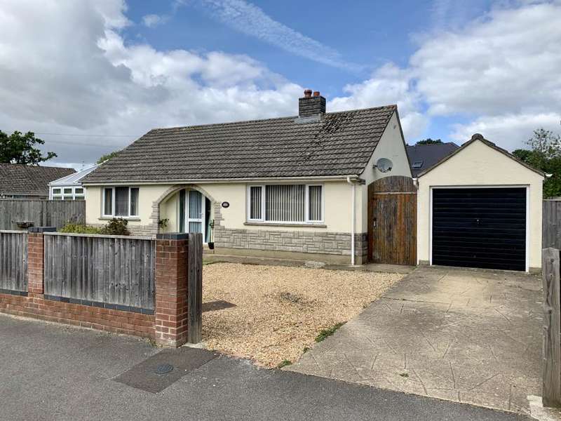 2 Bedroom Detached Bungalow For Sale In Hayes Close, Wimborne, BH21