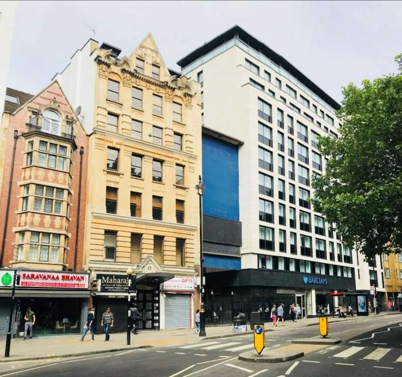 Restaurant Retail Property / Shop To Rent In Charing Cross Road, Westminster, WC2H