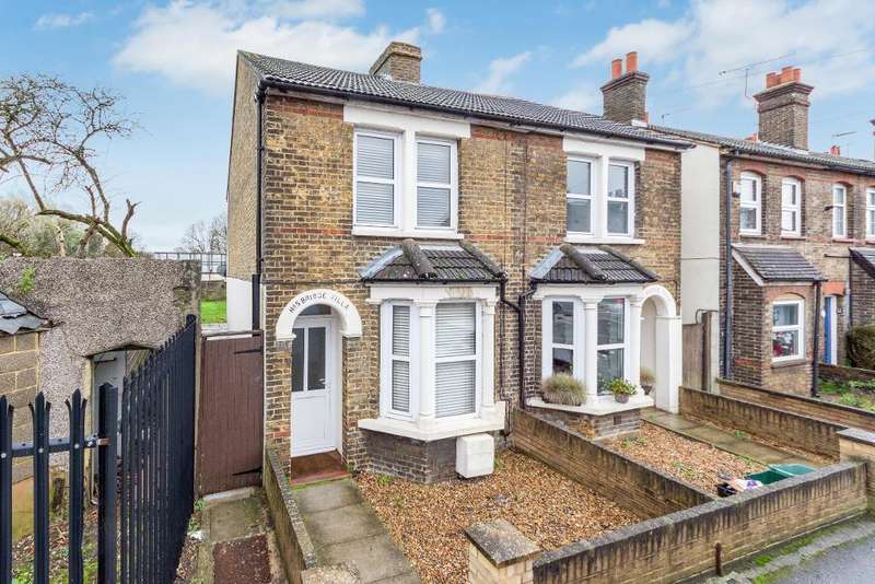 2 Bedroom SemiDetached House For Sale In Bridge Road, Orpington, Kent, BR5