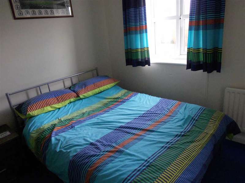 2 Bedroom Mews House To Rent In Reedley Drive, Ellenbrook, Worsley, M28