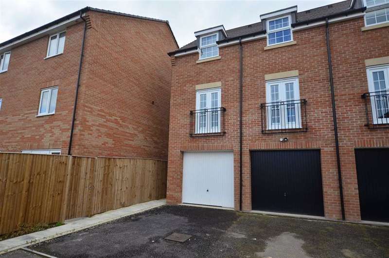 3 Bedroom SemiDetached House For Sale In Coupland Road, Selby, YO8