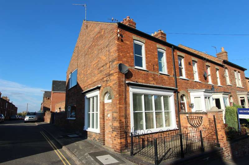 4 Bedroom End Of Terrace House For Sale In St Michaels Road, Louth, LN11