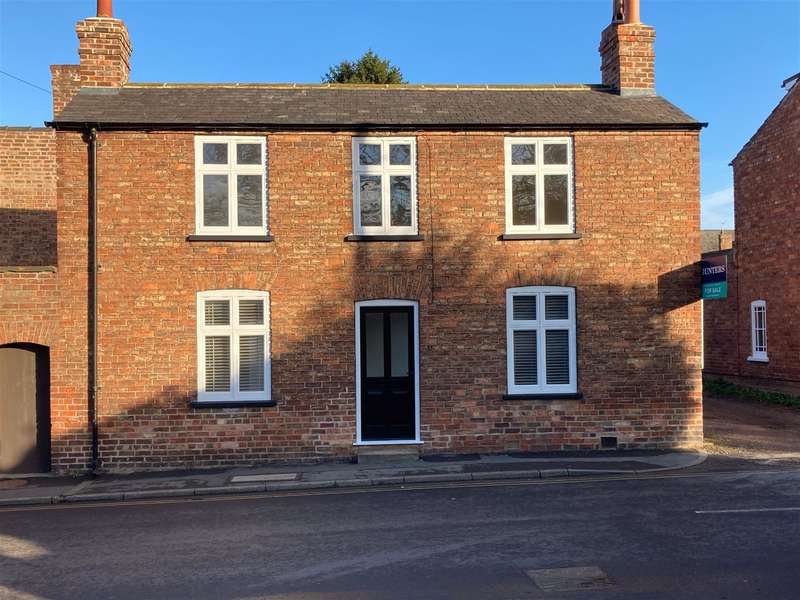 2 Bedroom Detached House For Sale In Edward Street, Louth, LN11