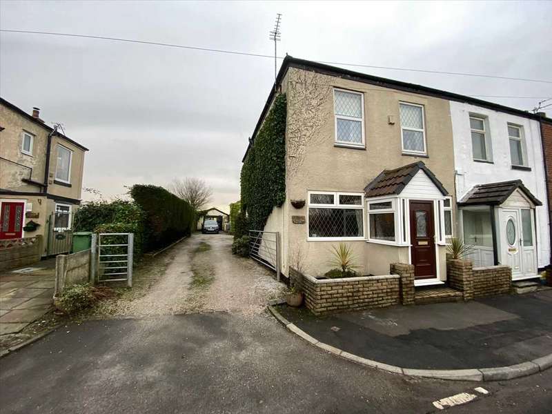 3 Bedroom End Of Terrace House For Sale In Chorley Road, Westhoughton, BL5