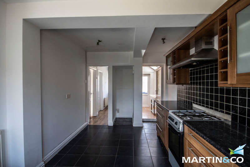 3 Bedroom Semi Detached House For Sale In Bristnall Hall Road, Oldbury, B68