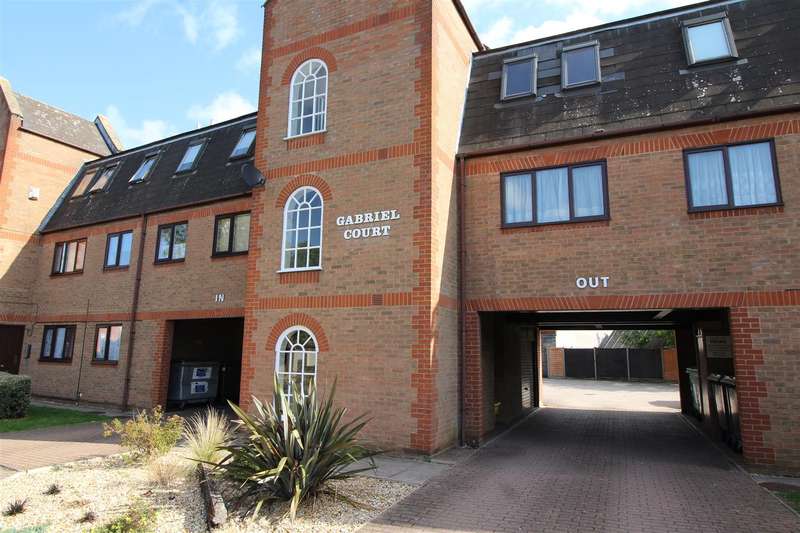 2 Bedroom Flat To Rent In Gabriel Court, Fletton, Peterborough, PE2