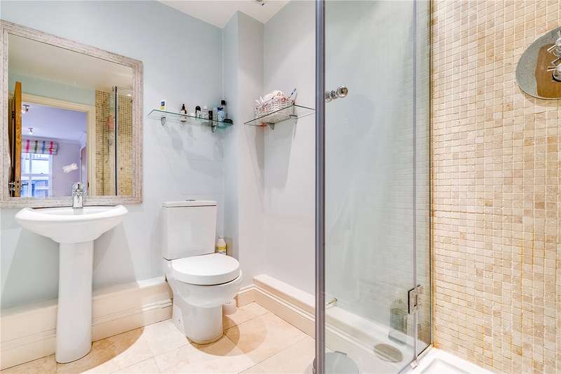 2 Bedroom Flat For Sale In Parsons Green Lane, London, SW6