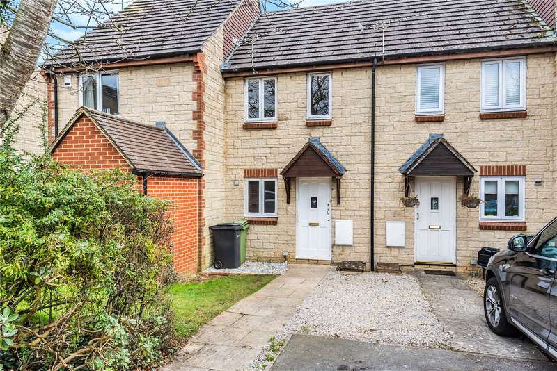 2 Bedroom Flat To Rent In Woodhouse Close, Cirencester, GL7