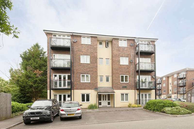 2 Bedroom Flat To Rent In Denham Road, Brunswick Park, N20