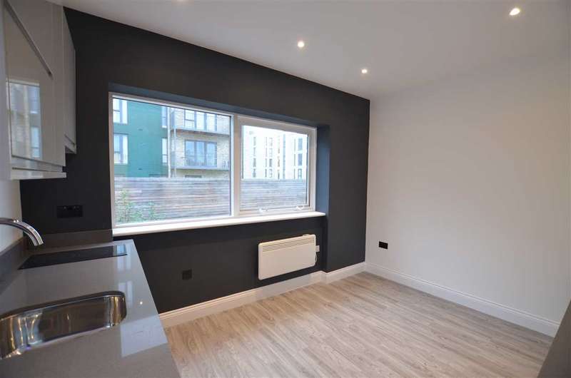Flat To Rent In Patton Studio, 126a Colindale Avenue, Colindale, NW9