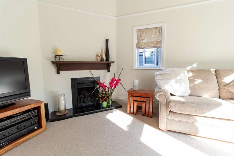 5 Bedroom Detached House For Sale In Marlborough Road, Woodthorpe