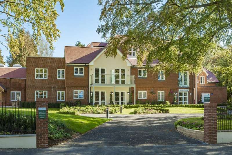 2 Bedroom Apartment Flat For Sale In Westhall Road, Warlingham, Surrey, CR6