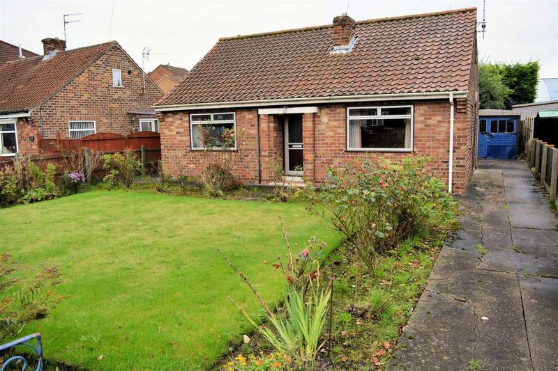 2 Bedroom Detached Bungalow For Sale In Flaxley Road, Selby, YO8