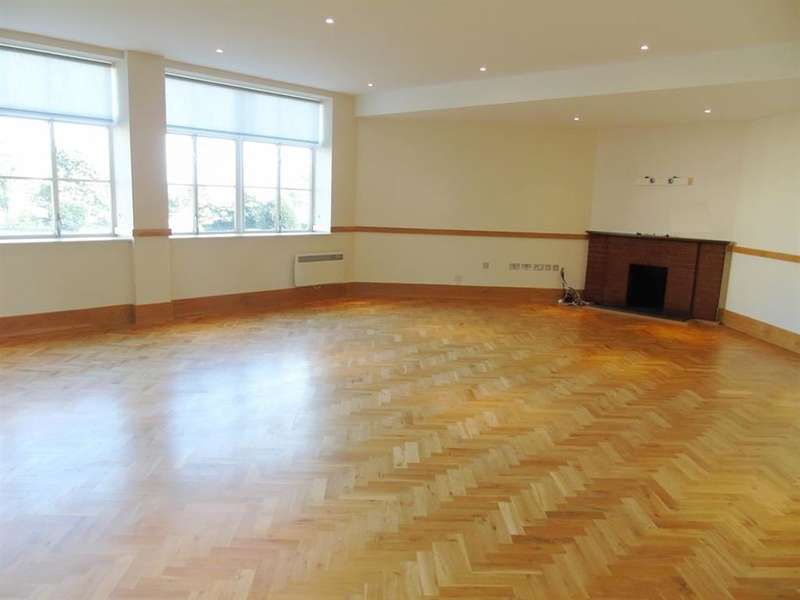 2 Bedroom Apartment Flat For Sale In Hayes Road, Sully, Penarth, CF64