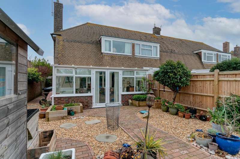 2 Bedroom House For Sale In Vicarage Close, Seaford, East Sussex, BN25