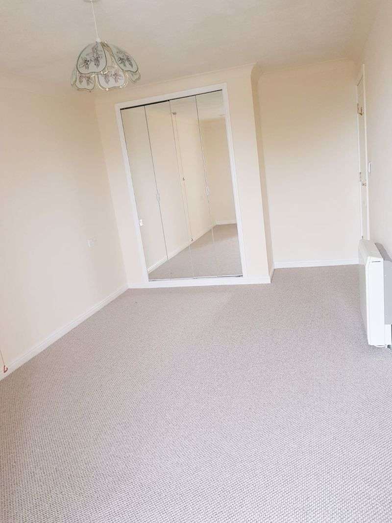 2 Bedroom Property For Sale In Clarence Court, Morecambe, LA4