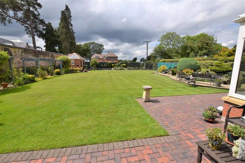 5-bedroom-detached-property-for-sale-in-rising-lane-knowle-solihull-b93