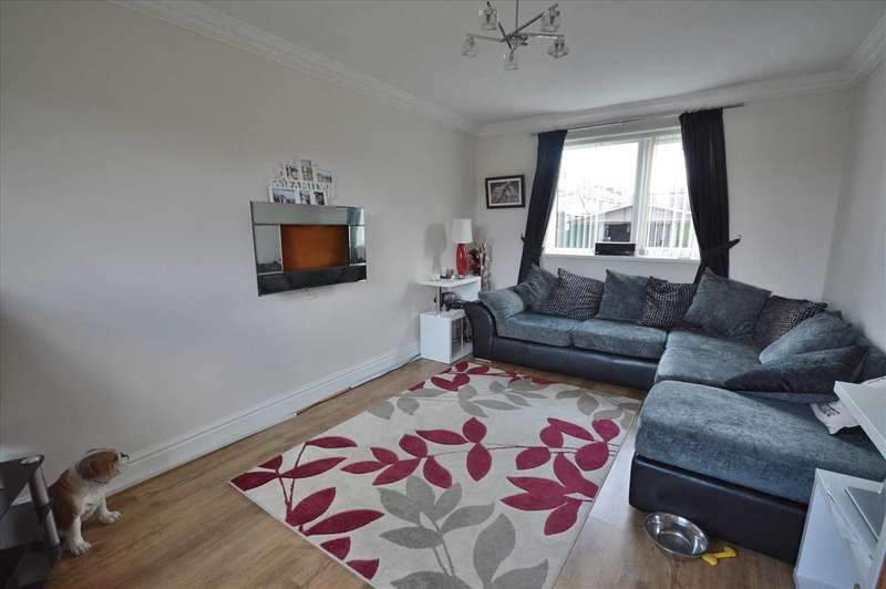 3 Bedroom Link Detached House For Sale In South View Gardens, Stanley, DH9