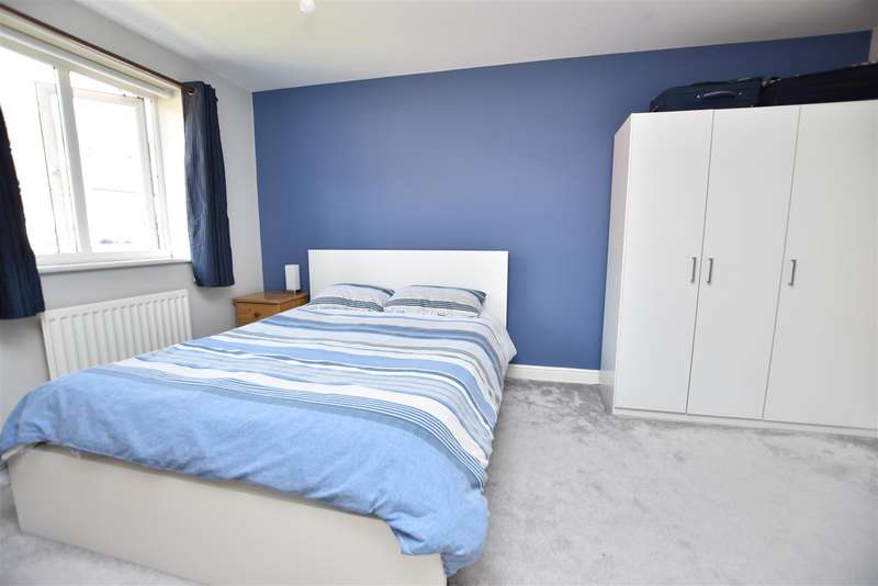 3 Bedroom Detached House For Sale In Maxwell Drive, Loughborough, LE11