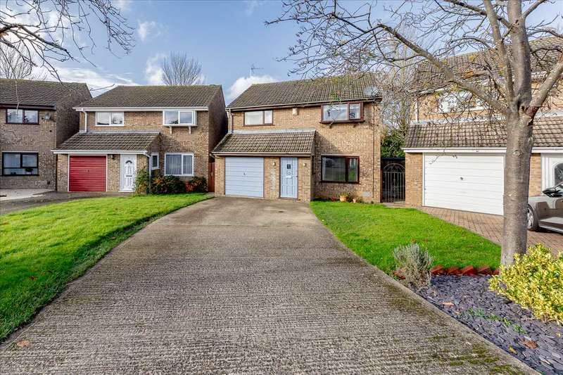 4 Bedroom Detached House For Sale In Holmewood, Furzton, Milton Keynes, MK4