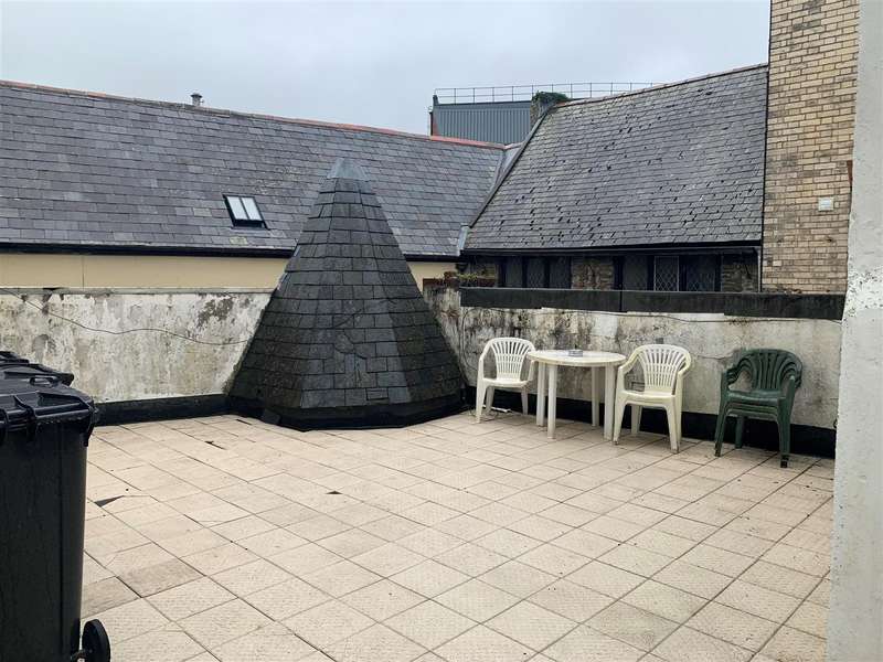 1 Bedroom Flat To Rent In Church Lane, EX31