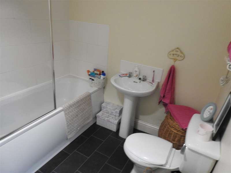 2 Bedroom Terraced House For Sale In Ogle Street, Hucknall, Nottingham