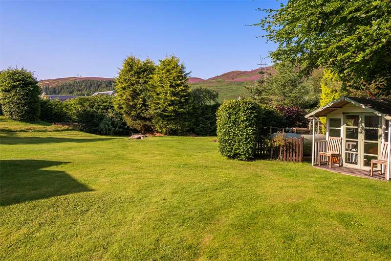 5 Bedroom Detached For Sale In Old Whisky Road, Auchterhouse, Dundee