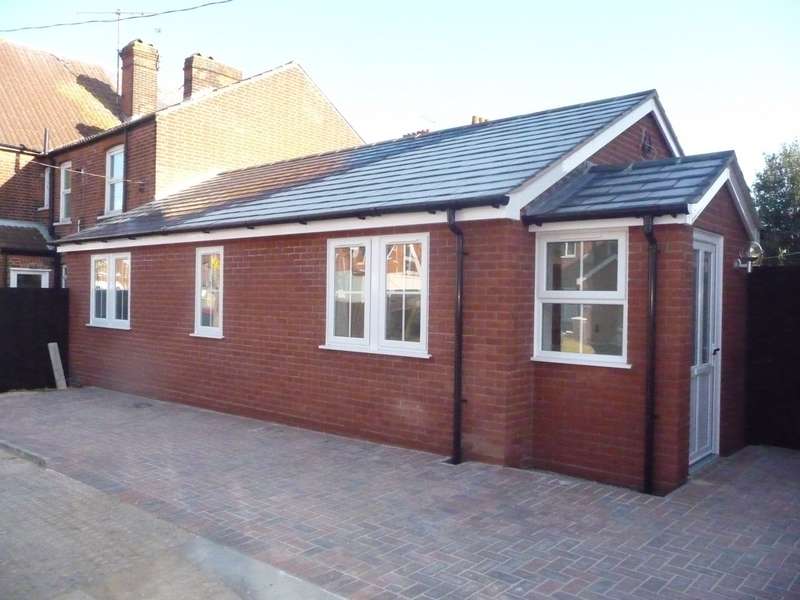 2 Bedroom Bungalow To Rent In Devon Road, Felixstowe, IP11