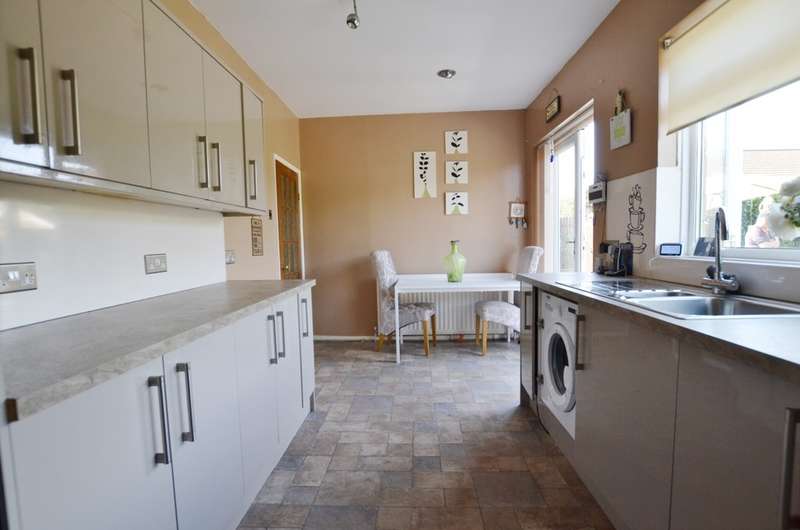 4 Bedroom Detached Bungalow For Sale In Sandgate, New Kyo, Stanley, DH9