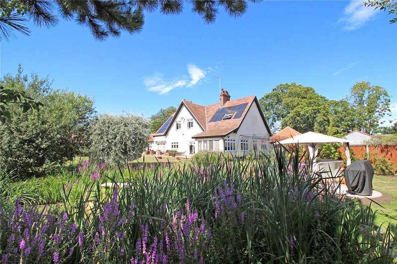 5 Bedroom Detached Property For Sale In Elm Tree Road, Lowestoft, NR33