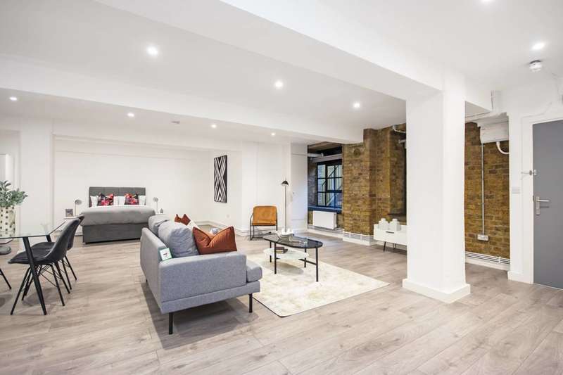 Flat To Rent In Tyssen Street, Dalston, E8