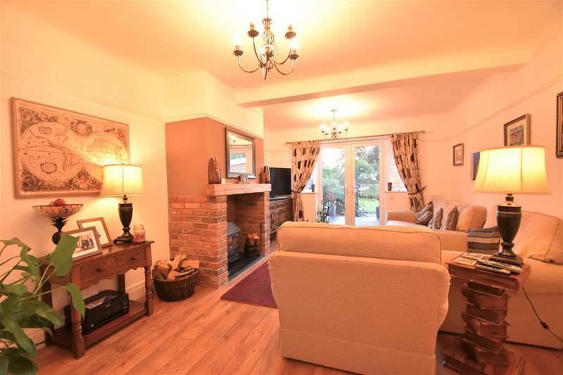 4 Bedroom Detached For Sale In Chester High Road, Burton, Neston, CH64