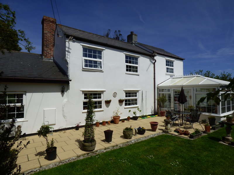 3 Bedroom House For Sale In Three Burrows,blackwater, Truro, TR4