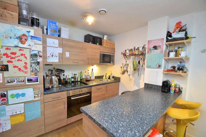 2 Bedroom Apartment To Rent In Park Lodge Avenue, West Drayton, UB7