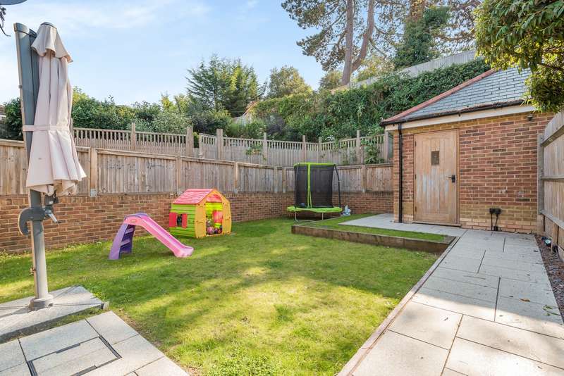 4 Bedroom Semi Detached For Sale In Addison Road, Guildford, GU1