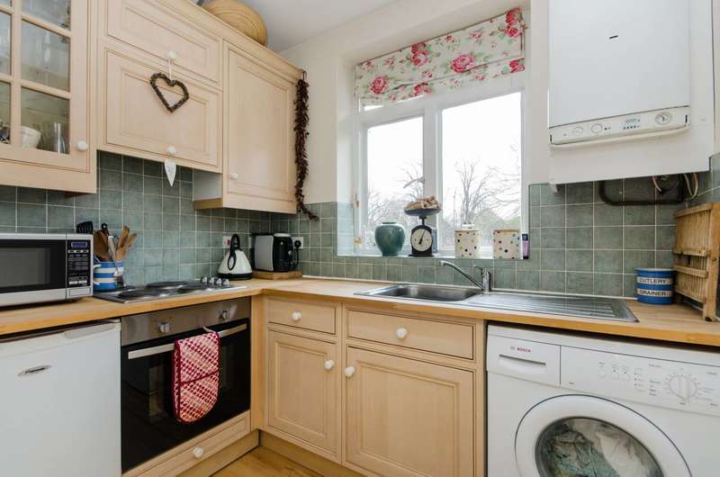 1 Bedroom Flat To Rent In Wilton Grove, Wimbledon, SW19