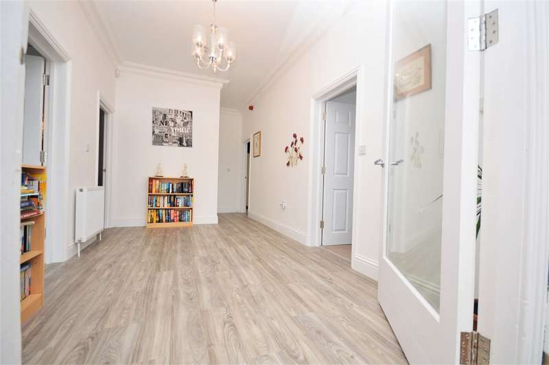 2 Bedroom Apartment For Sale In Bocking End, Braintree, CM7