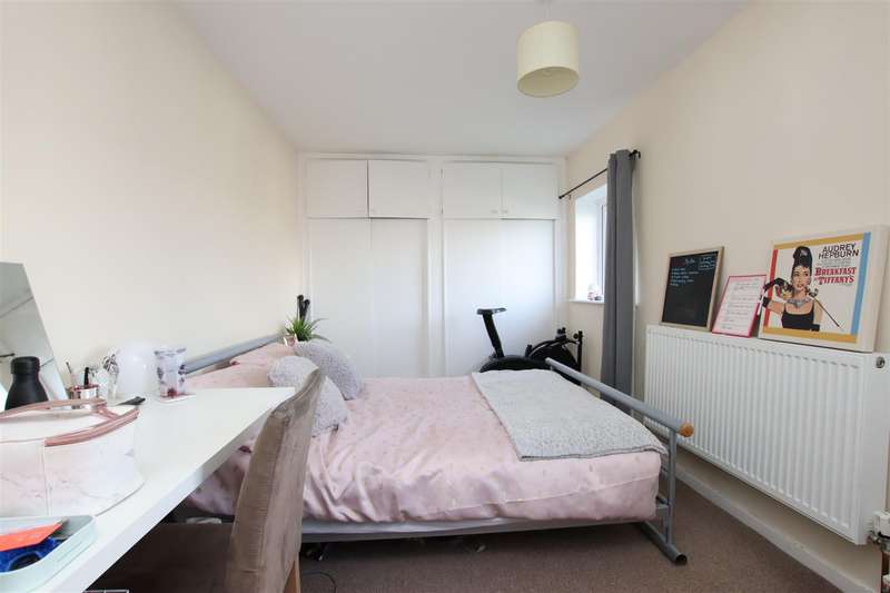 4 Bedroom House To Rent In Freeview Road, Bath, BA2