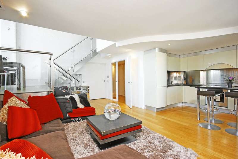 3 Bedroom Flat To Rent In Westminster Bridge Road, Waterloo, SE1