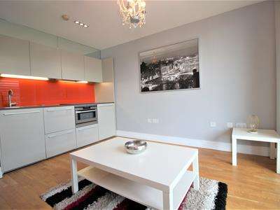 1 Bedroom Studio Flat To Rent In The Quad, Highcross Street, Leicester, LE1