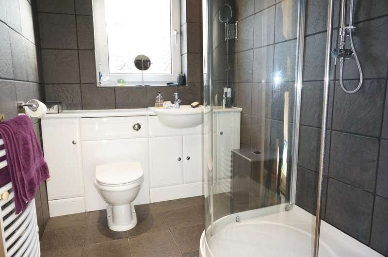 3 Bedroom Detached Bungalow For Sale In North Grove Crescent, Wetherby