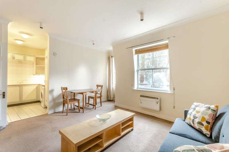 1 Bedroom Flat For Sale In Charing Cross Road, Charing Cross, WC2H