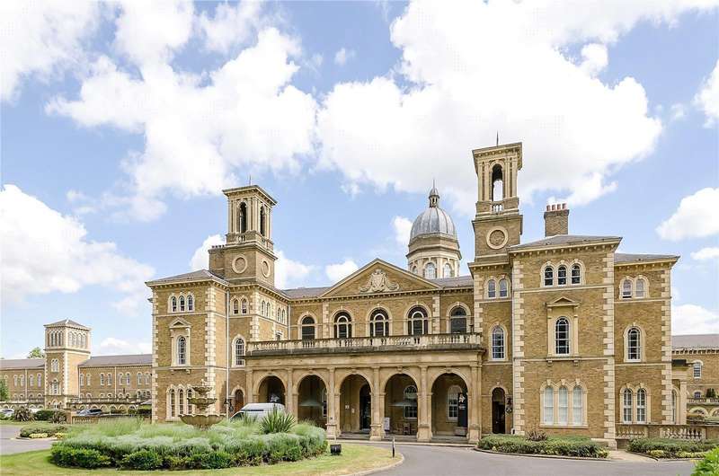 4 Bedroom Apartment For Sale In Princess Park Manor, Royal Drive, North