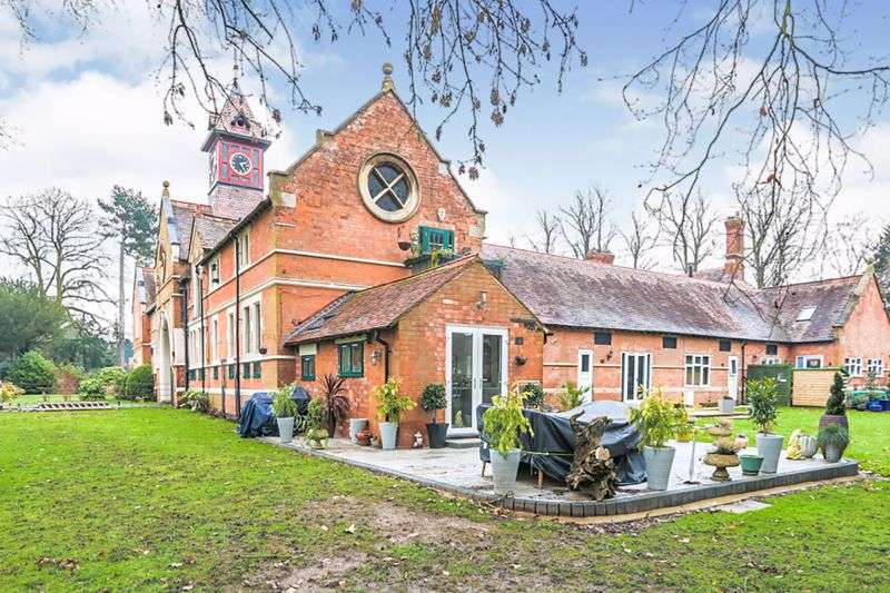 Houses for sale & to rent in CV10 0UN, Caldecote Hall Drive, Hartshill