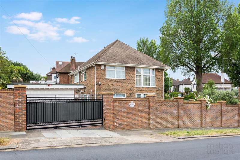 4 Bedroom Detached For Sale In Shirley Drive, Hove, BN3