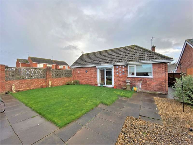 2 Bedroom Bungalow For Sale In Aston Close, Kempsey, Worcester, WR5