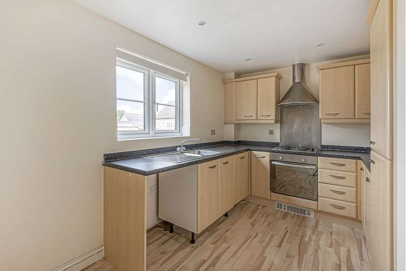 2 Bedroom Flat To Rent In Mead Lane, Witney, OX28