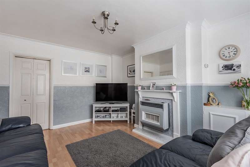 2 Bedroom End Of Terrace House For Sale In Beechwood Avenue, Hayes